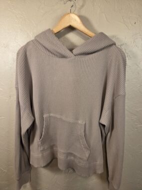GAP Women's Waffle Knit Cropped Hooded Pullover - Light Taupe Size Small